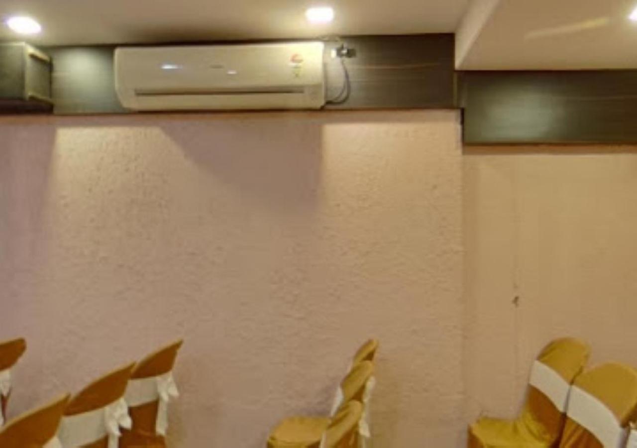 Hotel Mayur Restaurant Chandrapur Екстериор снимка